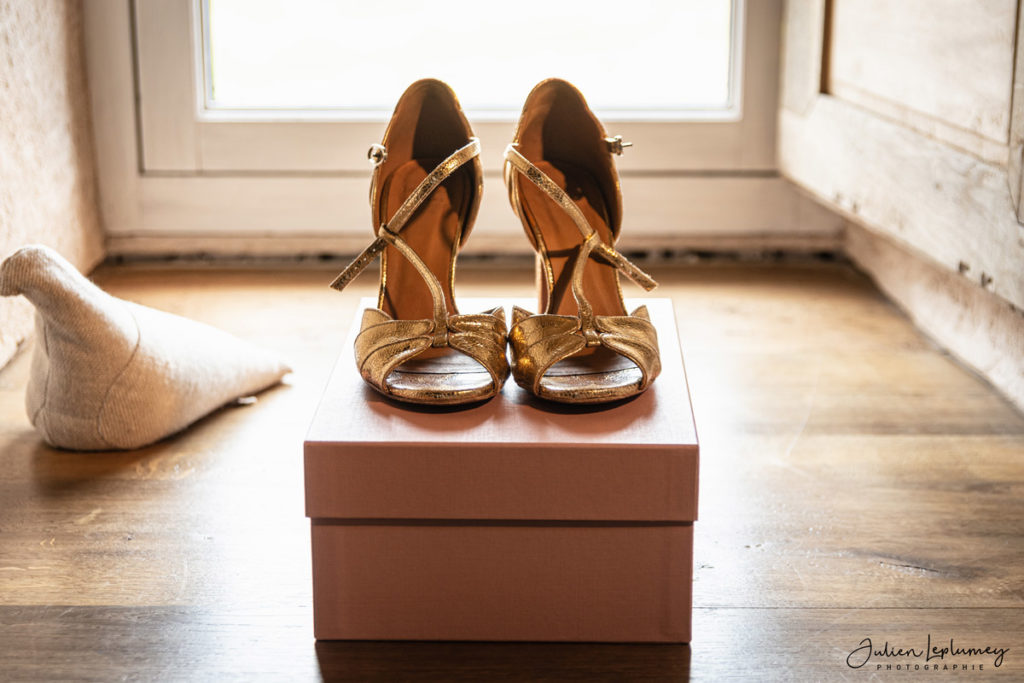 photographe-mariage-detail-chaussure